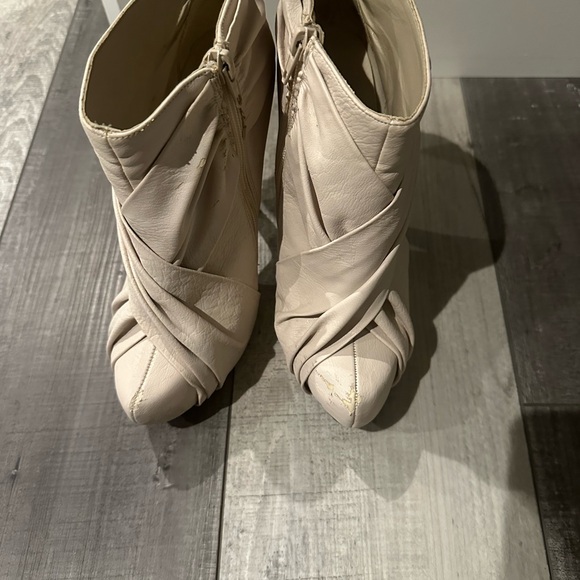 Cream 3 inch heel booties. Size 6. A few scuffs. Zippers work perfectly. - Picture 2 of 5